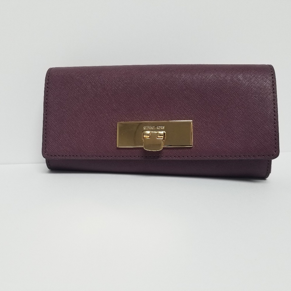 New Michael Kors Leather Wallet